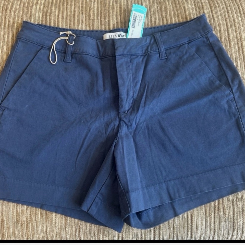 LILA RYAN Women's Navy Shorts size 6